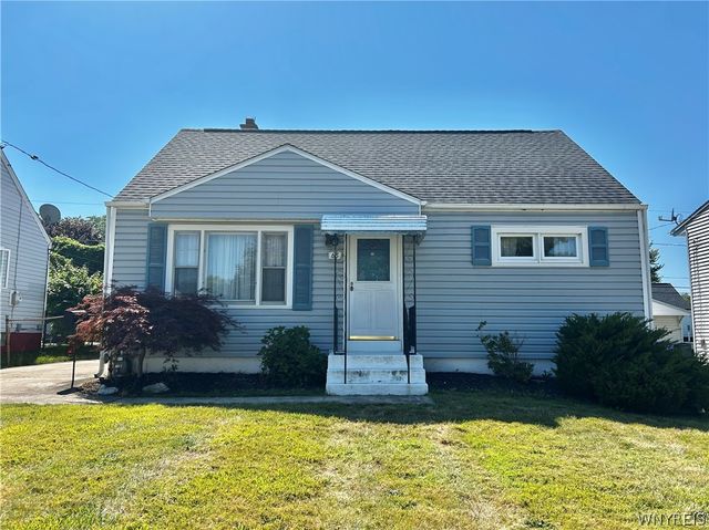 68 Lyndale Court, West Seneca, NY 14224