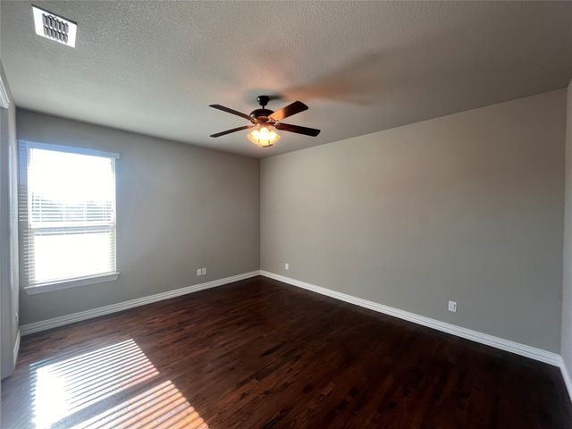 6641 Caliche Circle, Midlothian, TX 76065