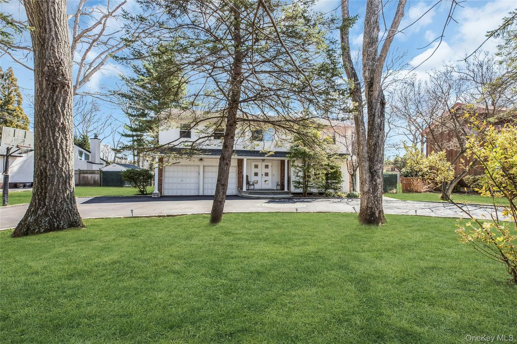 132 Washington Avenue, Plainview, NY 11803 — photo 2