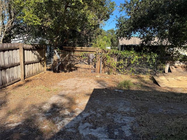 2311 52ND AVENUE E, Bradenton, FL 34203