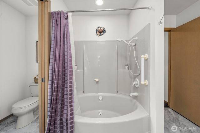 8422 Kaster Drive NE, Bremerton, WA 98311