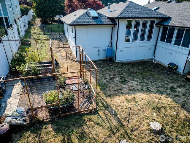 8422 Kaster Drive NE, Bremerton, WA 98311