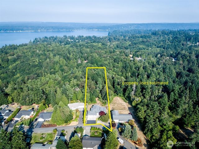 8422 Kaster Drive NE, Bremerton, WA 98311