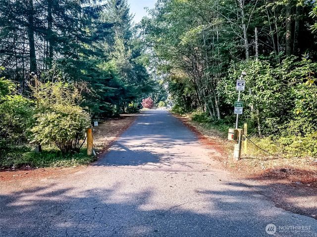 8422 Kaster Drive NE, Bremerton, WA 98311