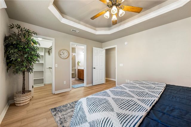 1925 S 21st Street, Rogers, AR 72758