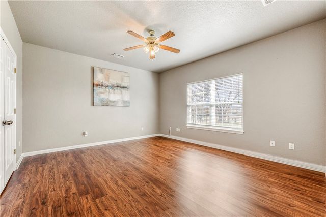 1925 S 21st Street, Rogers, AR 72758