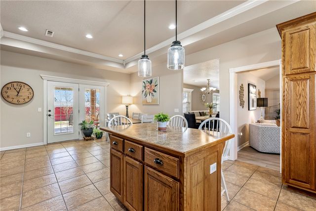 1925 S 21st Street, Rogers, AR 72758