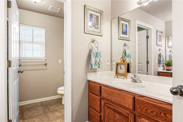 1925 S 21st Street, Rogers, AR 72758