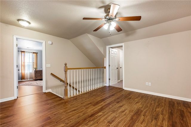 1925 S 21st Street, Rogers, AR 72758