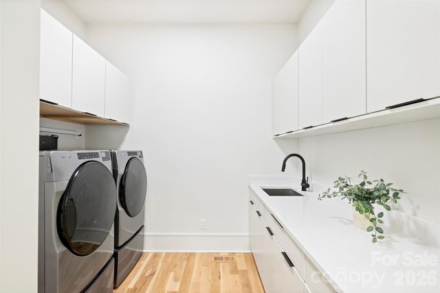 7223 Terrace Drive, Charlotte, NC 28211