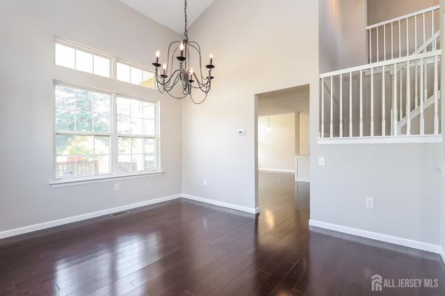 8 Pine Valley Lane, Monroe, NJ 08831