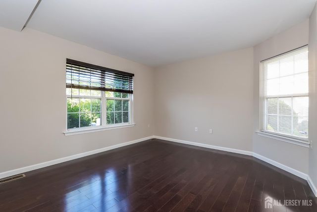 8 Pine Valley Lane, Monroe, NJ 08831