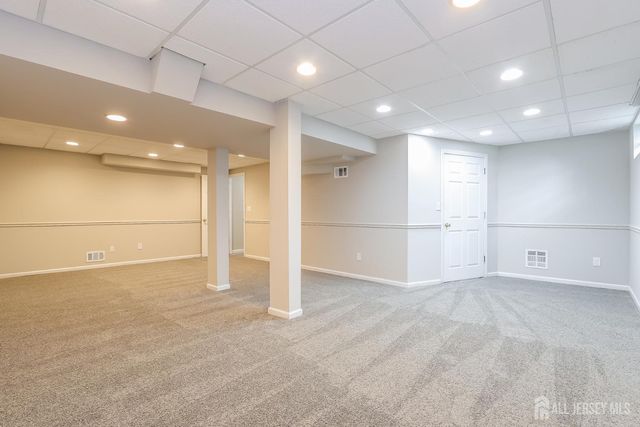 8 Pine Valley Lane, Monroe, NJ 08831