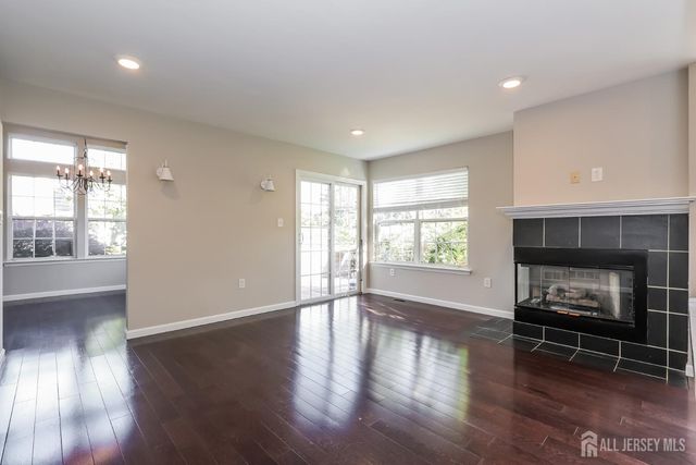8 Pine Valley Lane, Monroe, NJ 08831