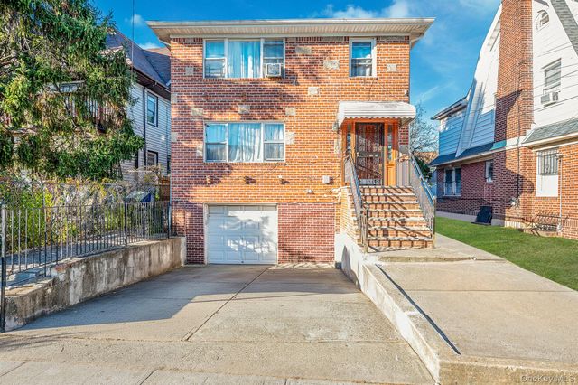 15007 85th Drive, Briarwood, NY 11432