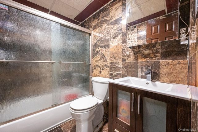 15007 85th Drive, Briarwood, NY 11432