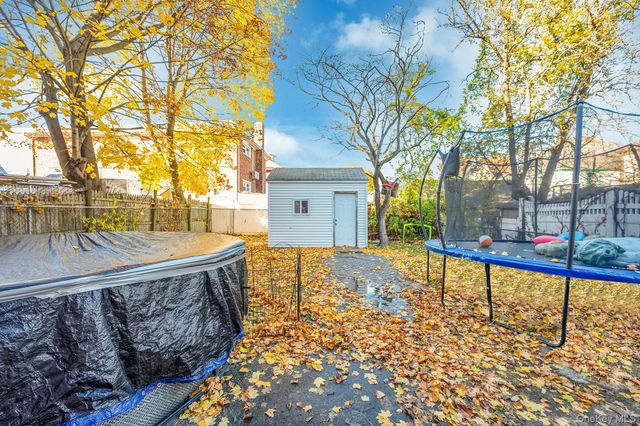 15007 85th Drive, Briarwood, NY 11432