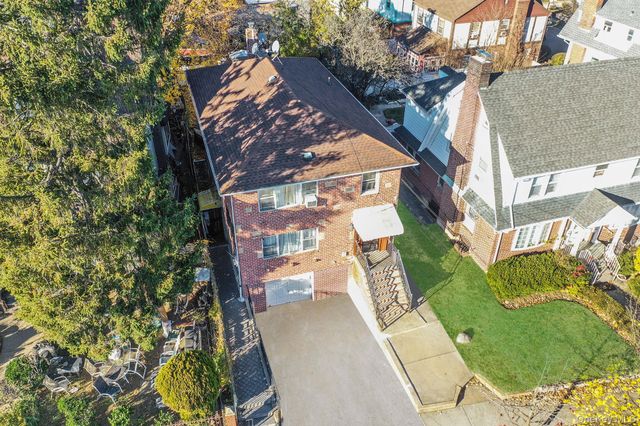 15007 85th Drive, Briarwood, NY 11432