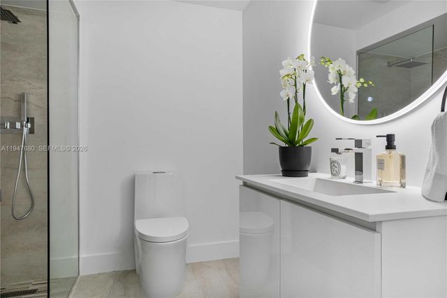 8500 SW 179th St, Palmetto Bay, FL 33157