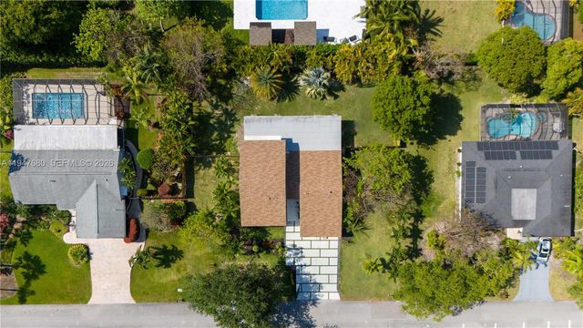 8500 SW 179th St, Palmetto Bay, FL 33157