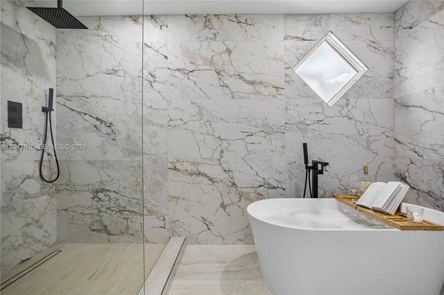 8500 SW 179th St, Palmetto Bay, FL 33157