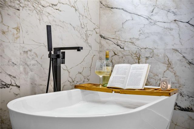 8500 SW 179th St, Palmetto Bay, FL 33157