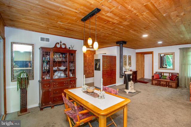 6475 LOWER YORK RD, New Hope, PA 18938
