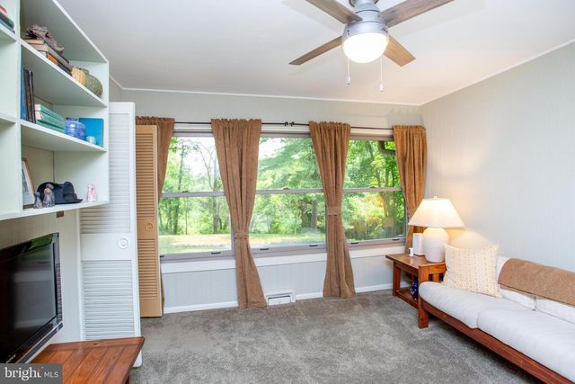 6475 LOWER YORK RD, New Hope, PA 18938