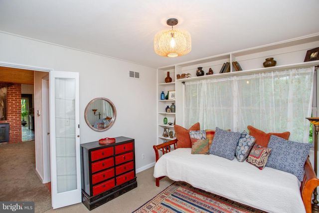 6475 LOWER YORK RD, New Hope, PA 18938