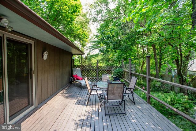 6475 LOWER YORK RD, New Hope, PA 18938
