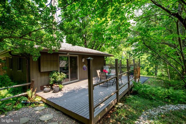 6475 LOWER YORK RD, New Hope, PA 18938