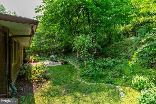 6475 LOWER YORK RD, New Hope, PA 18938