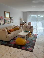 510 Prosperity Farms Road 8b, North Palm Beach, FL 33408