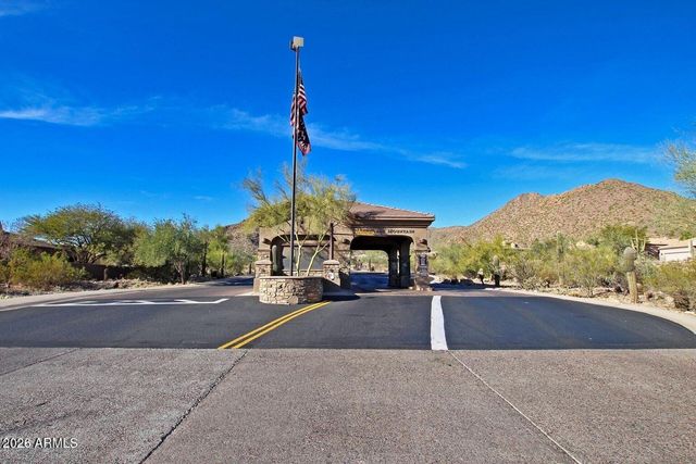 13554 E COLUMBINE Drive, Scottsdale, AZ 85259