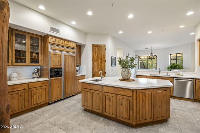 13554 E COLUMBINE Drive, Scottsdale, AZ 85259