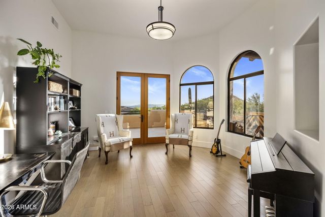13554 E COLUMBINE Drive, Scottsdale, AZ 85259