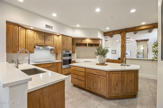 13554 E COLUMBINE Drive, Scottsdale, AZ 85259