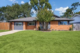 4118 Gardendale Drive, Houston, TX 77092
