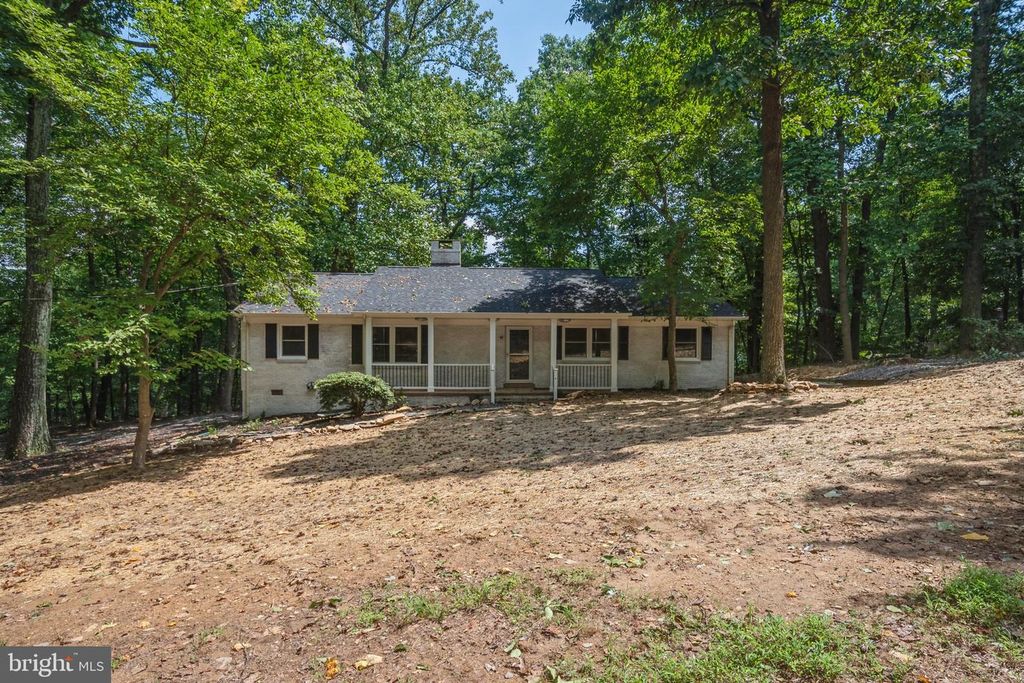 1901 RIDGE RD, Haymarket, VA 20169