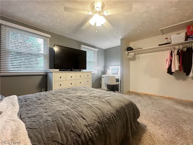 731 Oregon Avenue, Mcdonald, OH 44437