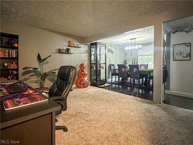 731 Oregon Avenue, Mcdonald, OH 44437