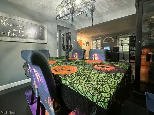 731 Oregon Avenue, Mcdonald, OH 44437