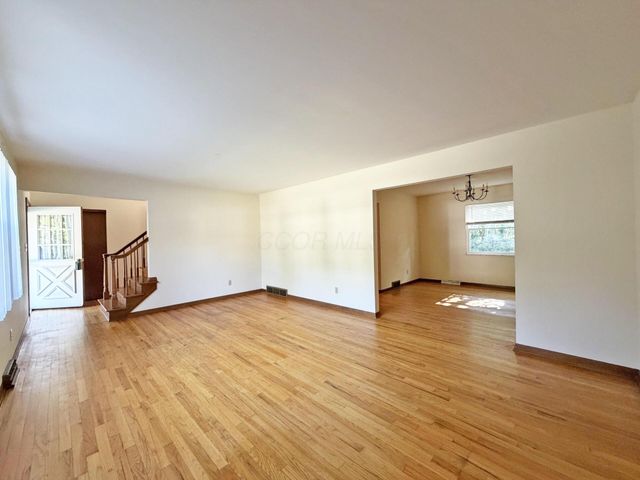 677 Timberlake Drive, Westerville, OH 43081