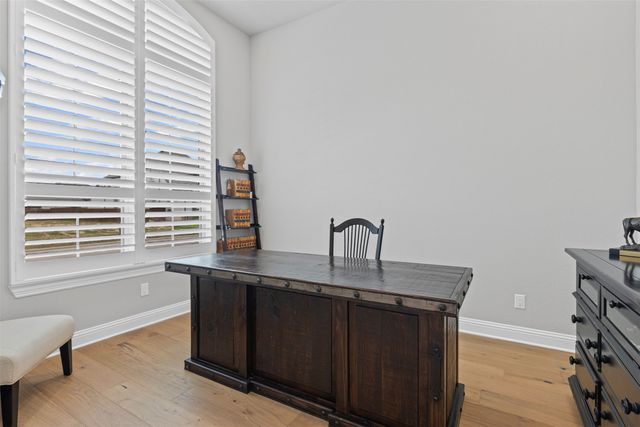 7741 Pondview Lane, Fort Worth, TX 76123