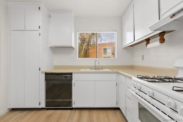 10331 Lindley Ave 266, Porter Ranch, CA 91326