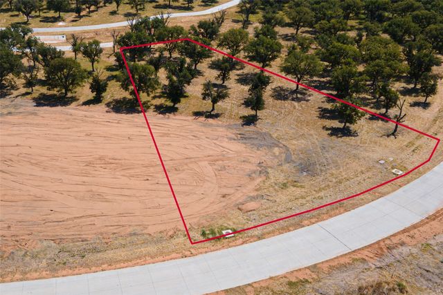 2312 E Landings S, Granbury, TX 76049