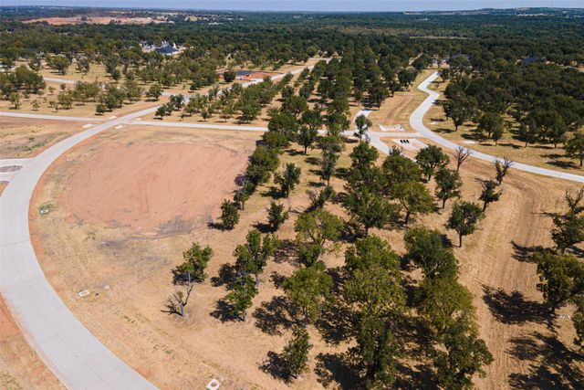 2312 E Landings S, Granbury, TX 76049