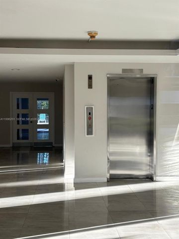 555 Crandon Blvd 43, Key Biscayne, FL 33149