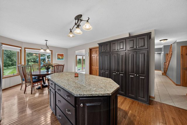 20260 Fieldstone Crossing Drive, Goshen, IN 46528