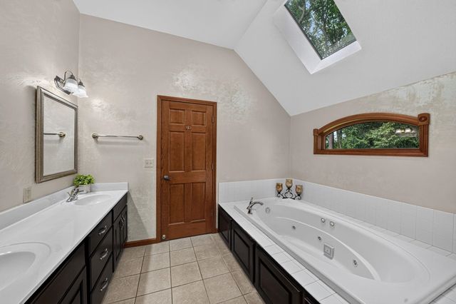 20260 Fieldstone Crossing Drive, Goshen, IN 46528